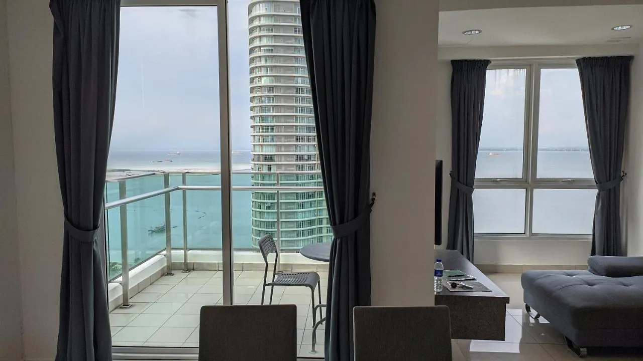 25Th At Manone Apartment George Town